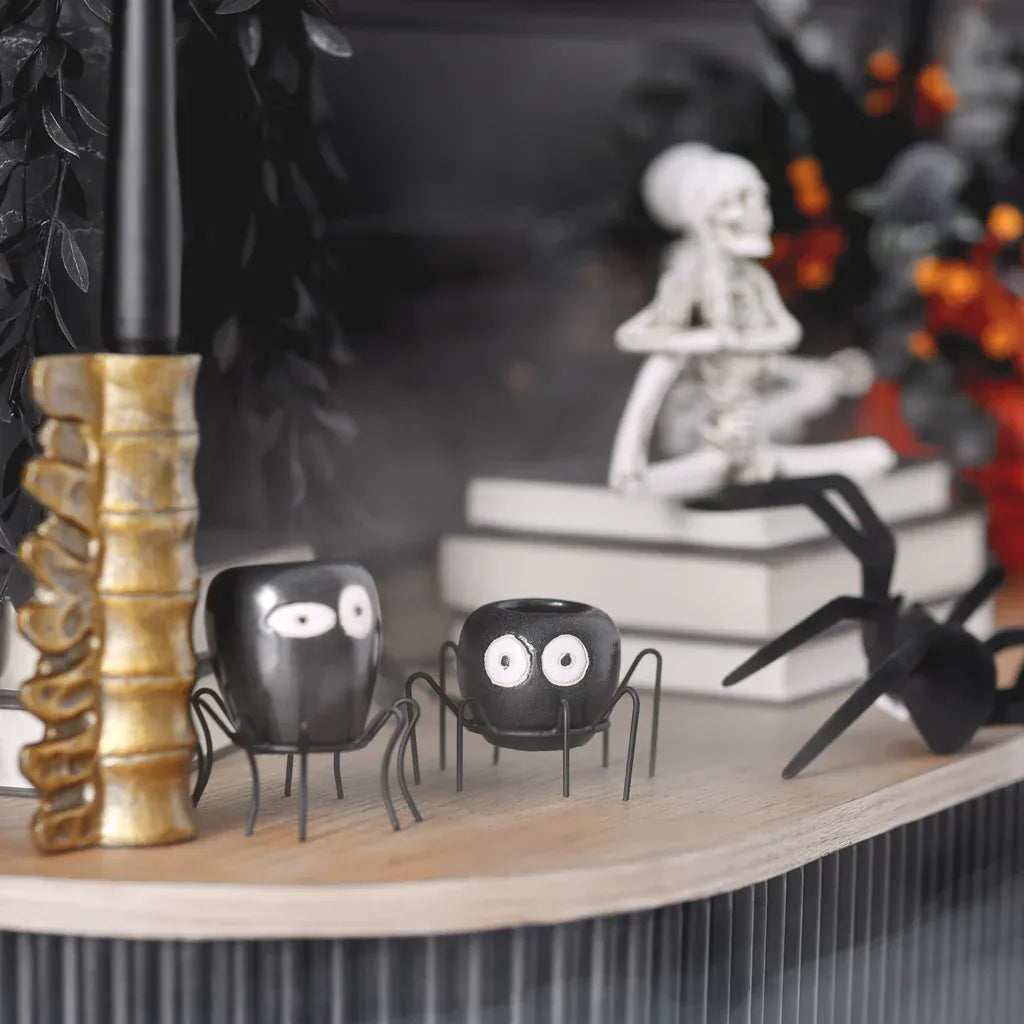 Wicked Cute Ceramic Spider Halloween Budvase Decor