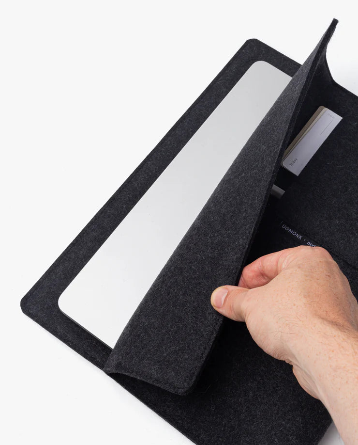 Magnetic Laptop Sleeve