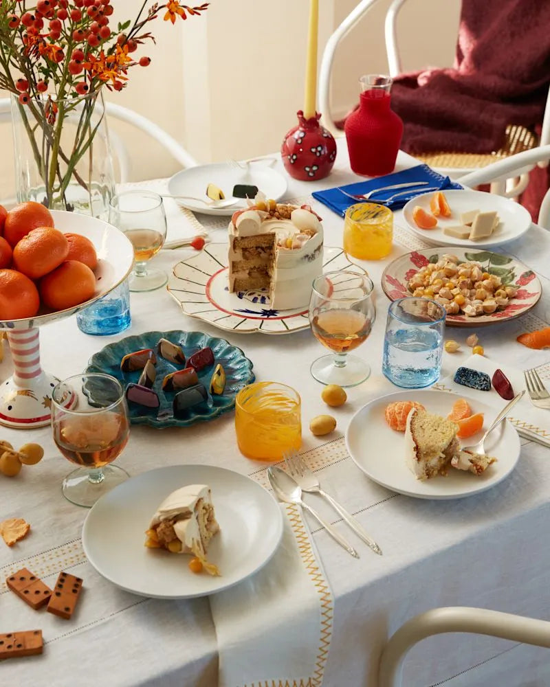 Creating Inviting Holiday Tablescapes