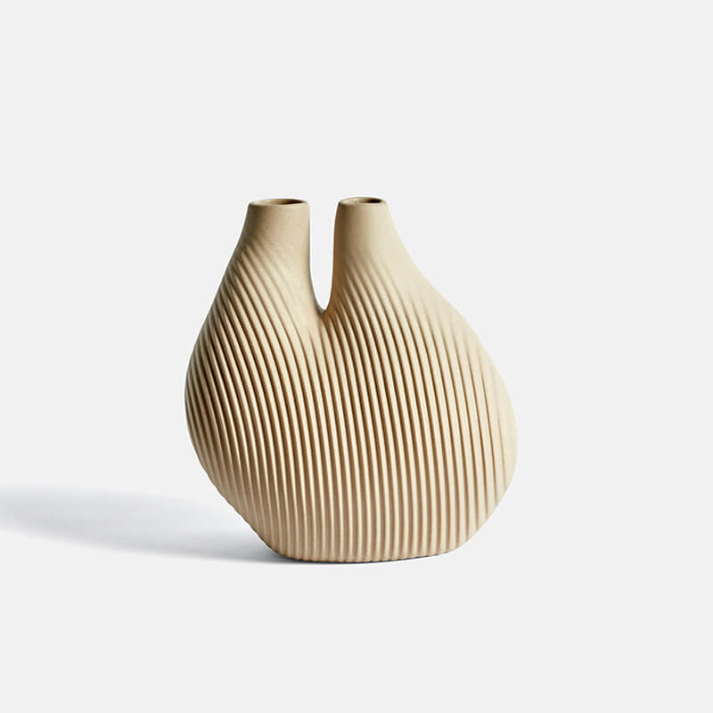 Charmer vase