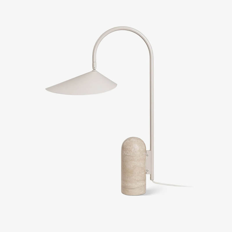 Conical cover table lamp